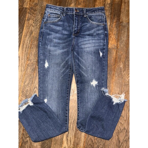 Risen Skinny Jeans Juniors Size 7/28 Distressed Medium Wash - Picture 1 of 7